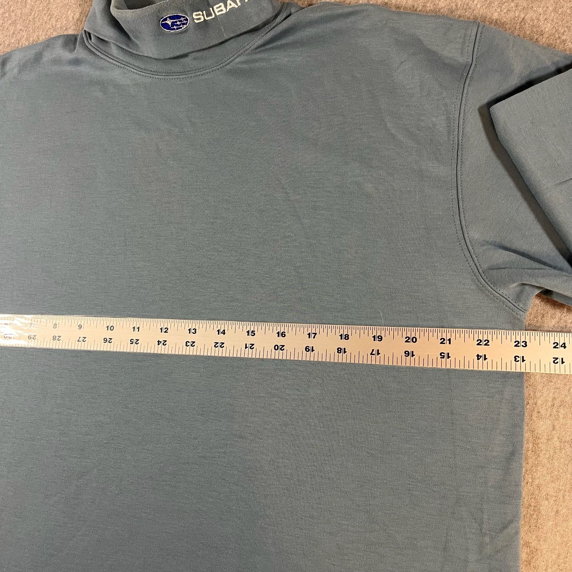 L.L.Bean Subaru Lt. Blue Embroidered Logo Turtleneck Long Sleeve Shirt Men’s L 3