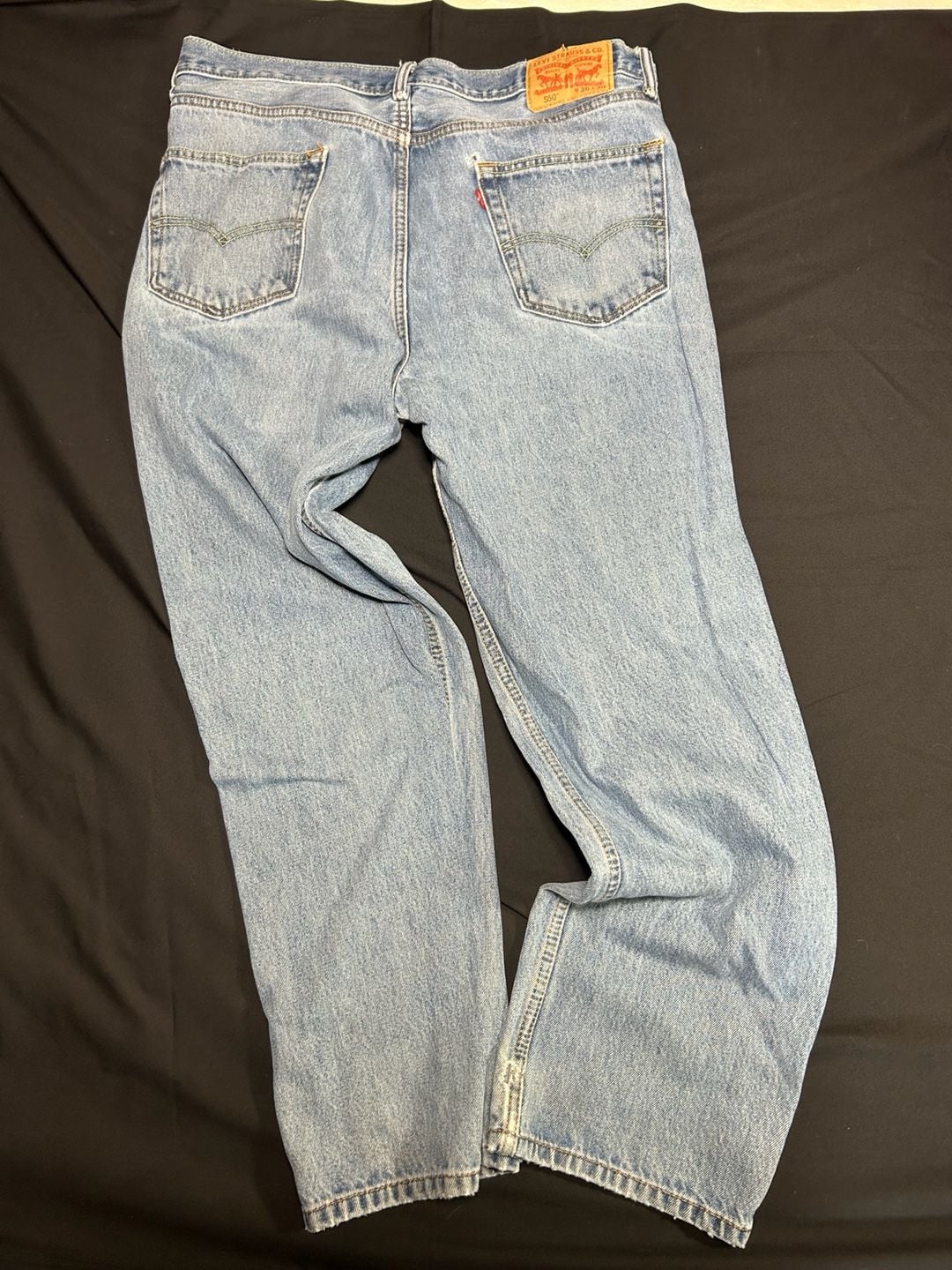 Levi's 550 Relaxed Fit Light Wash Denim Jeans Size 36x30 5