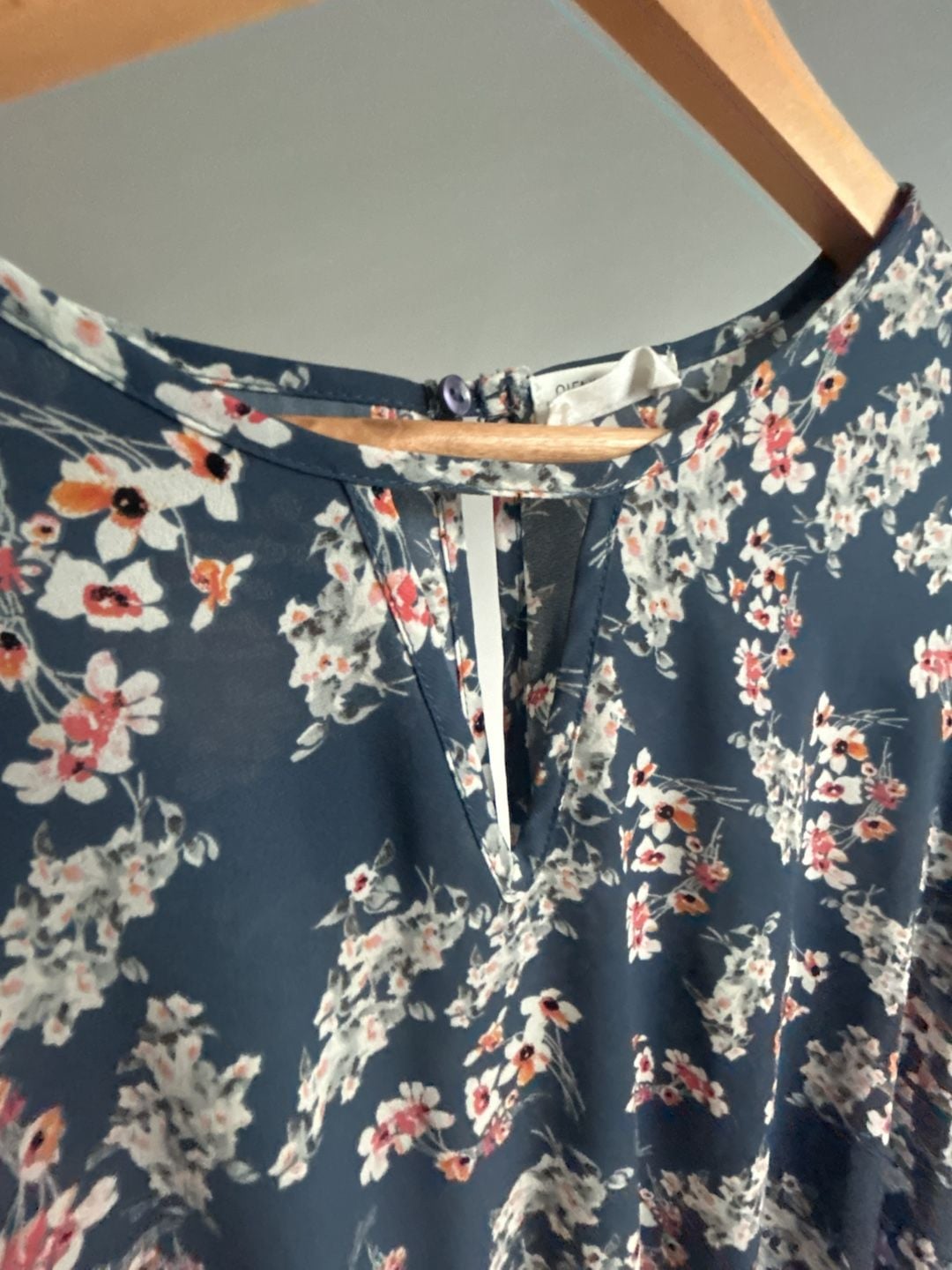 Sienna Sky Women's Blue Floral Smocked Hem Blouse with Flutter Sleeves 5