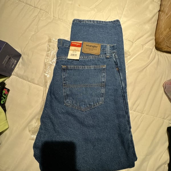 Wrangler Authentics Men's Classic 5-Pocket Regular Fit Denim Jeans