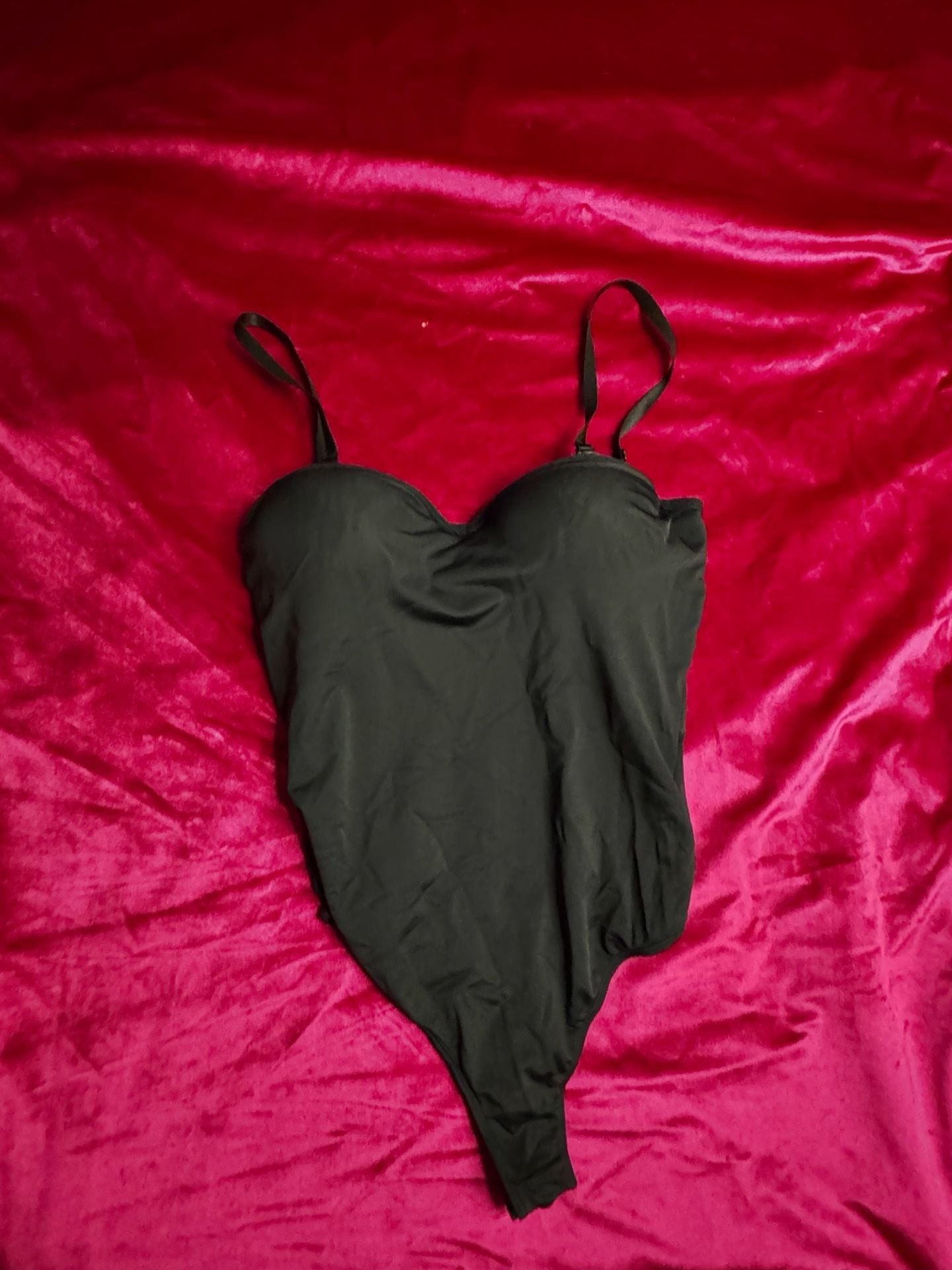 Fashion Nova Taylor Sweetheart Padded U-Wire Sleeveless Bodysuit - Black 4