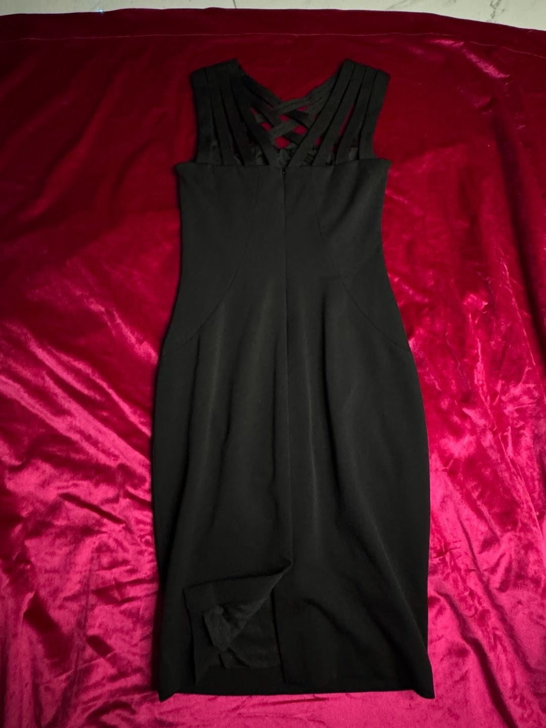 Cache Black Bodycon Cocktail Dress with Criss-Cross Neck Detail 8