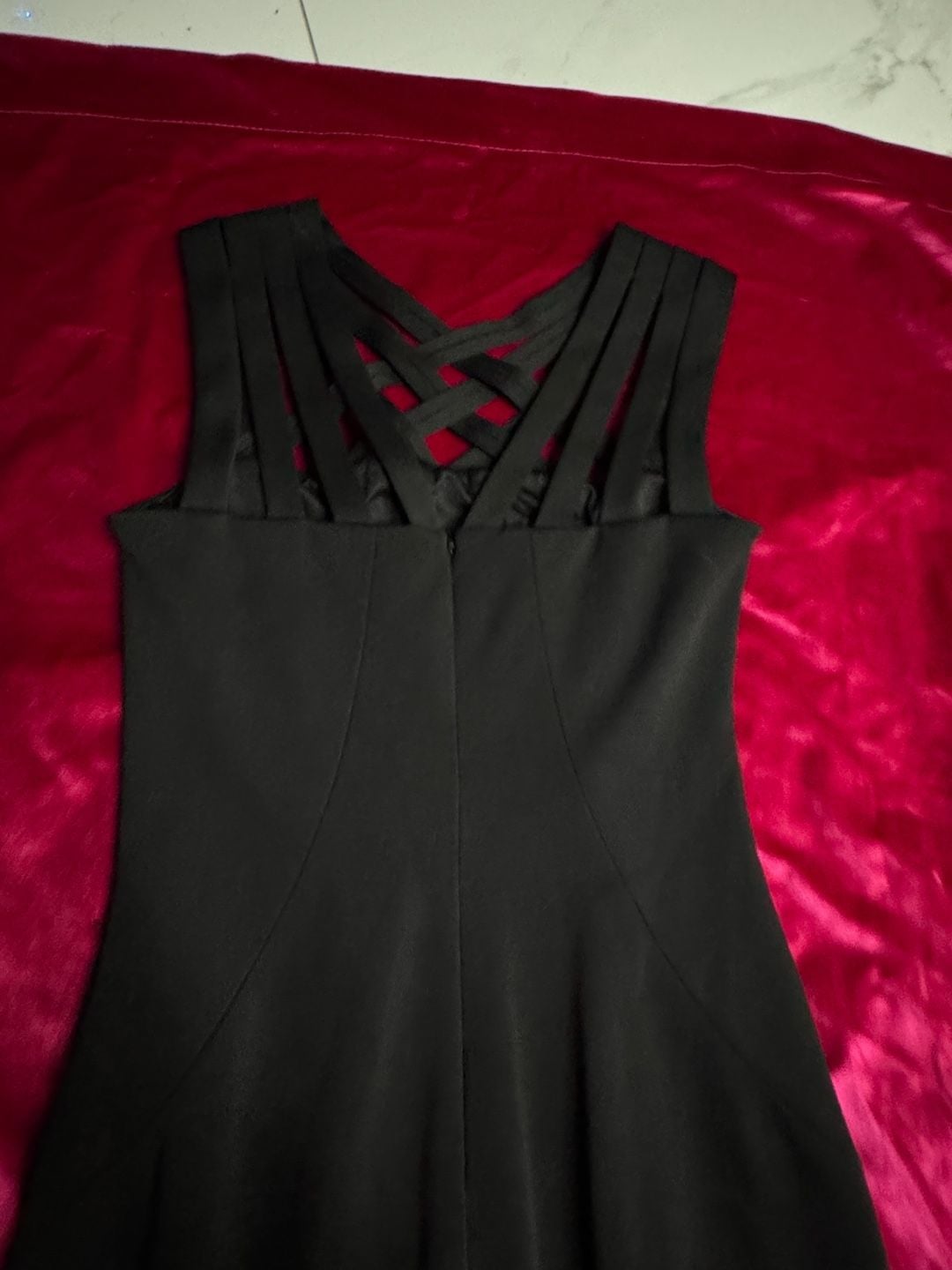 Cache Black Bodycon Cocktail Dress with Criss-Cross Neck Detail 9