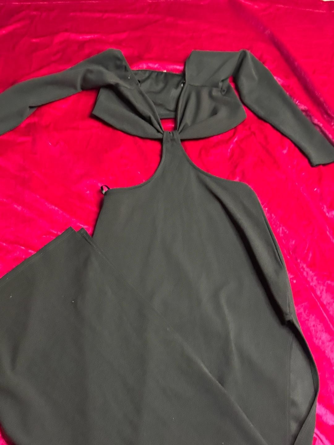 Minkpink Amber Cut-Out Black Long Sleeve Maxi Dress 9