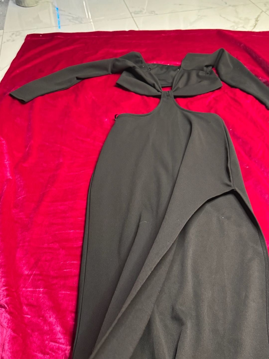 Minkpink Amber Cut-Out Black Long Sleeve Maxi Dress 10