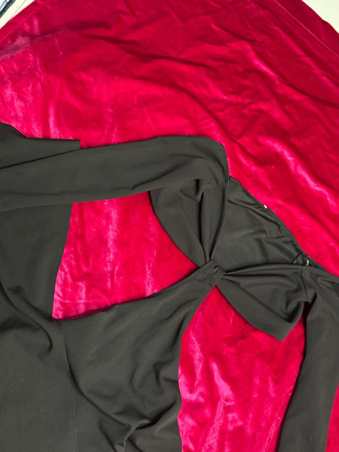 Minkpink Amber Cut-Out Black Long Sleeve Maxi Dress 12