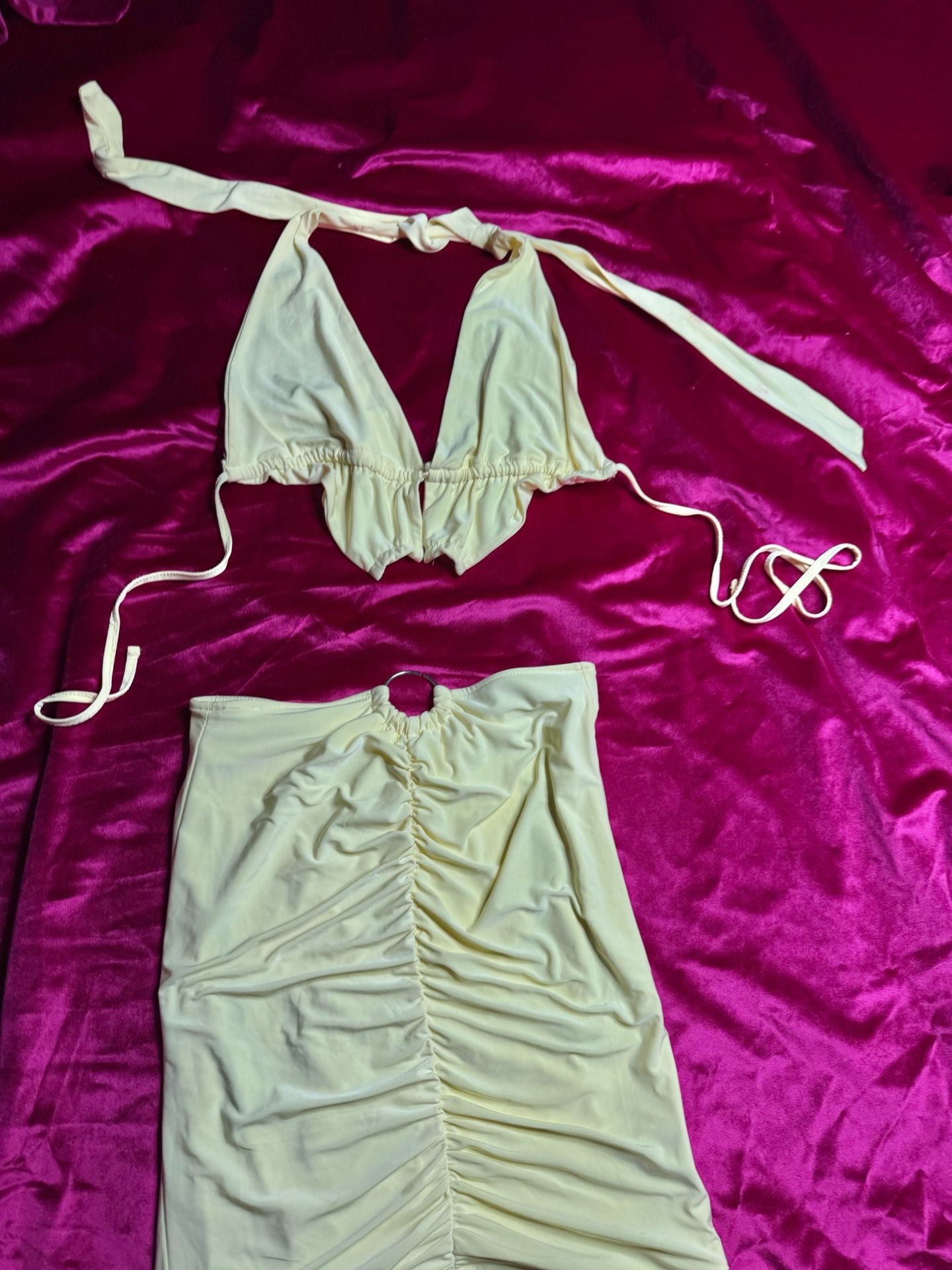 Women's Pastel Yellow Two-Piece Ruched Halter Top and O-Ring Skirt Set 2