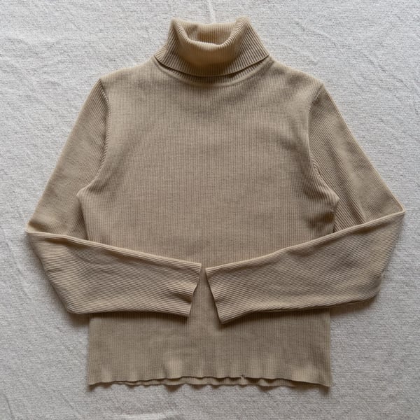 Vintage 1970s Beige Ribbed Knit Turtleneck Sweater 100 Acrylic Super Soft Cozy Fall Staple Small 