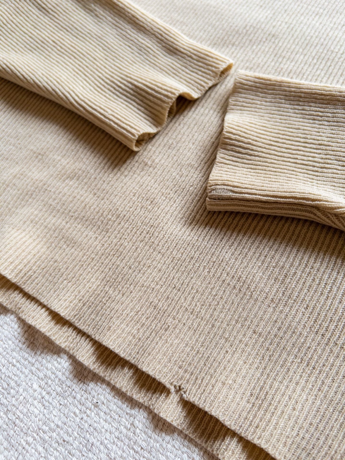 Vintage 1970s Beige Ribbed Knit Turtleneck Sweater 100 Acrylic Super Soft Cozy Fall Staple Small 6