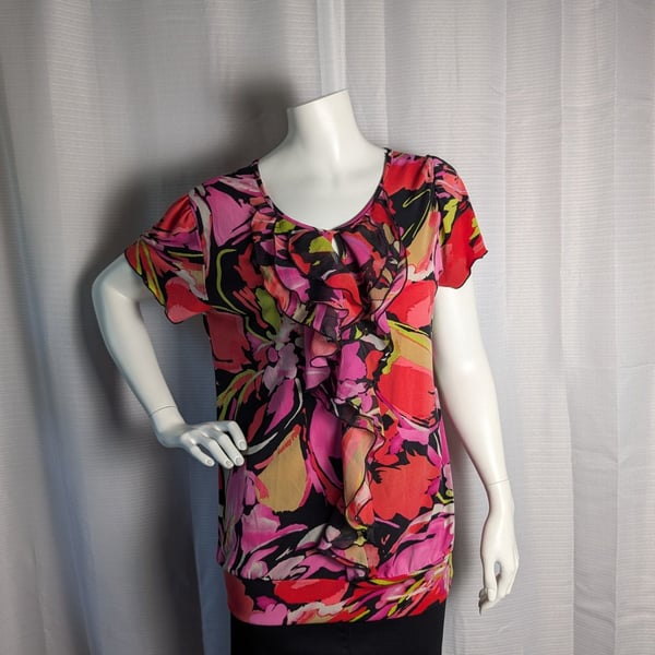Notations  Abstract Print Short Sleeve Top with Ruffle Detail 