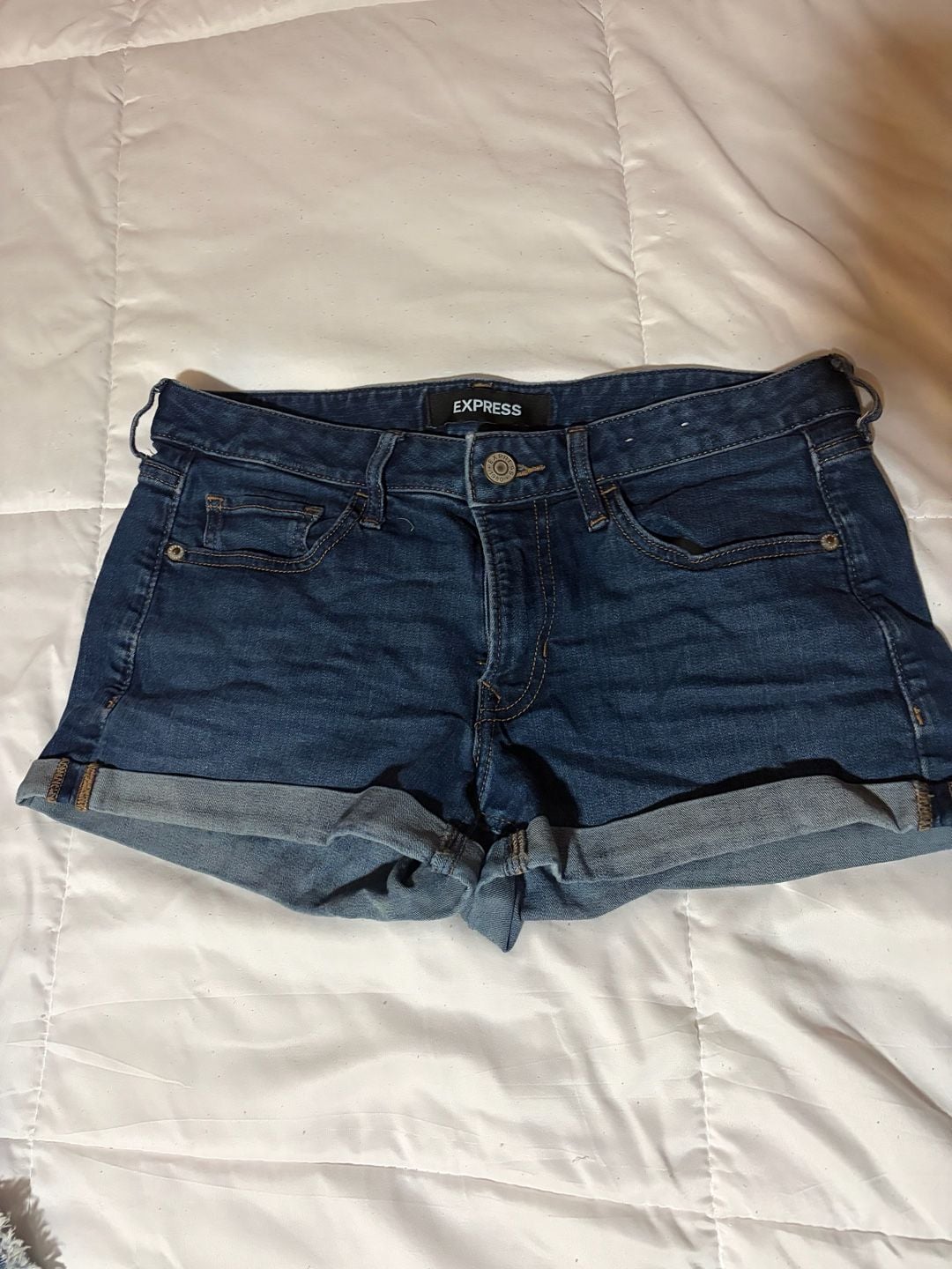 Express Stretch Performance Shortie Relaxed Low Rise Denim Shorts 2