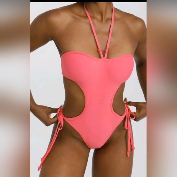 Ocean Ave by Riot Swim Alun Cut-Out One Piece Swimsuit Size S