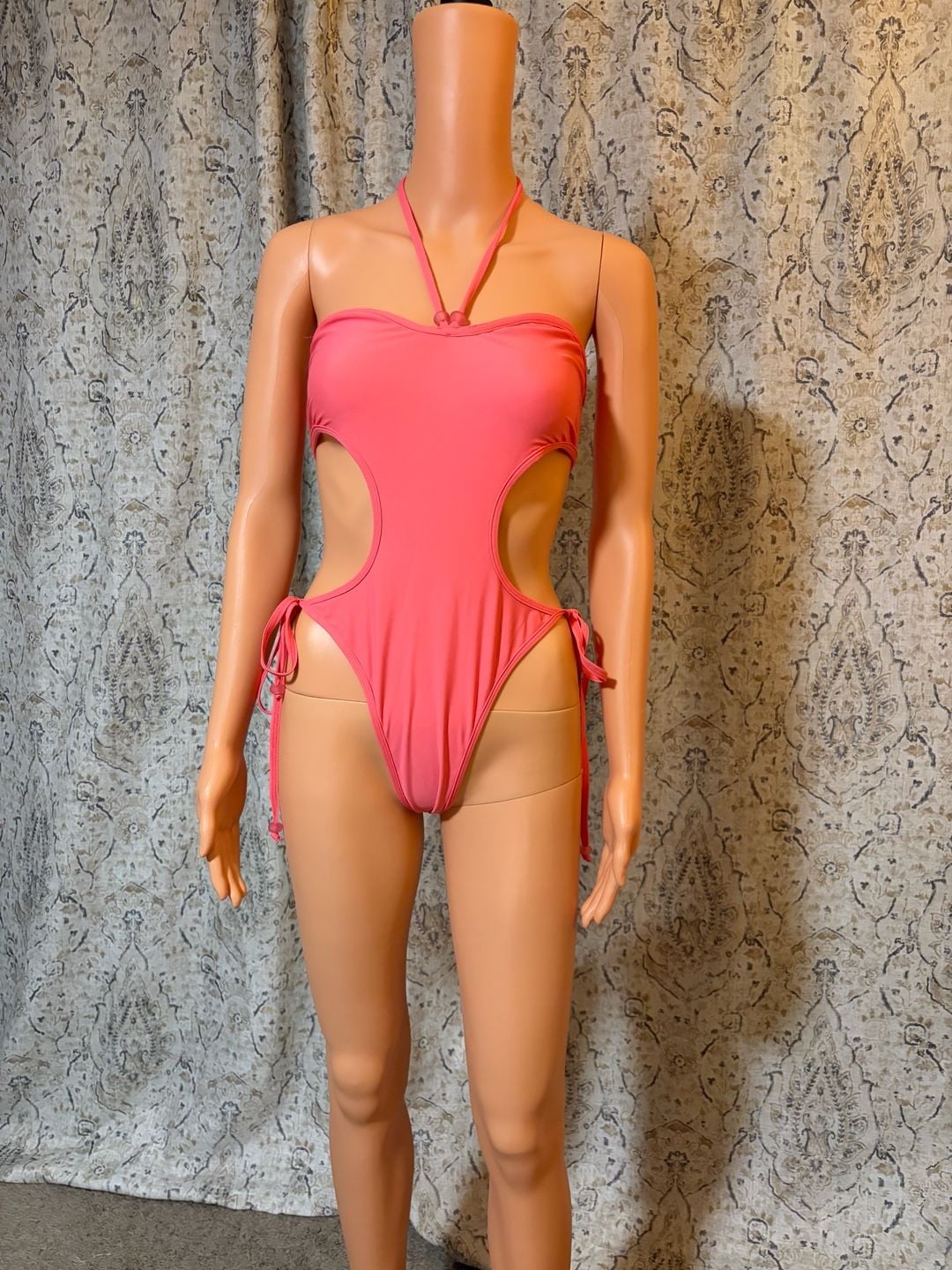 Ocean Ave by Riot Swim Alun Cut-Out One Piece Swimsuit Size S 5