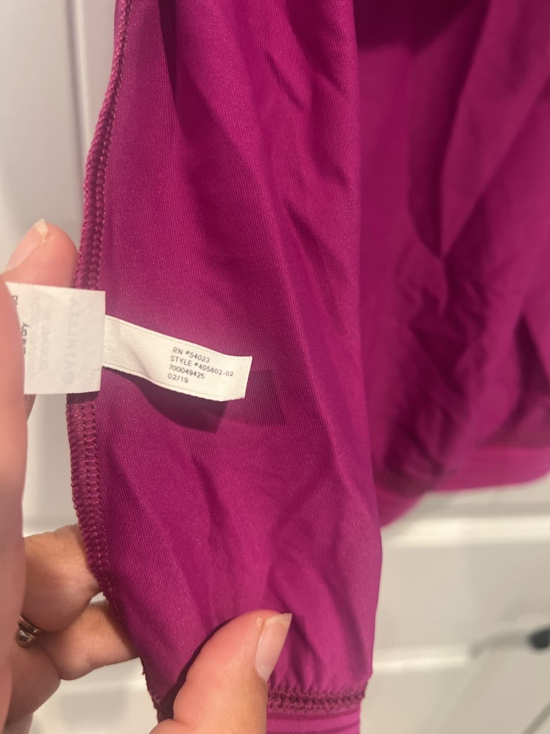 Athleta Cross-Back Tankini Swim Top, Magenta, Size 34D/DD 8