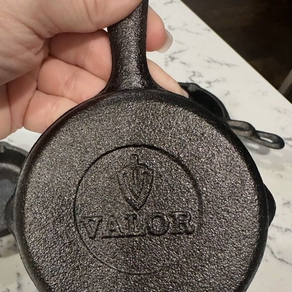 Valor Cast Iron 3.5-inch Mini Skillet Serving Pan Set of 5