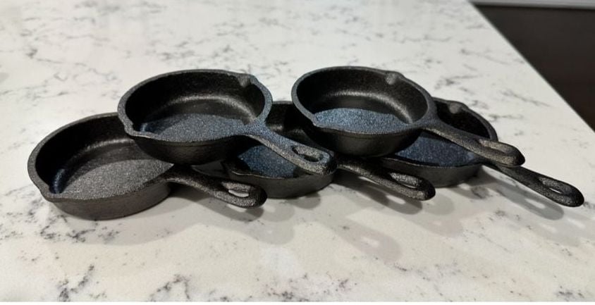 Valor Cast Iron 3.5-inch Mini Skillet Serving Pan Set of 5 3