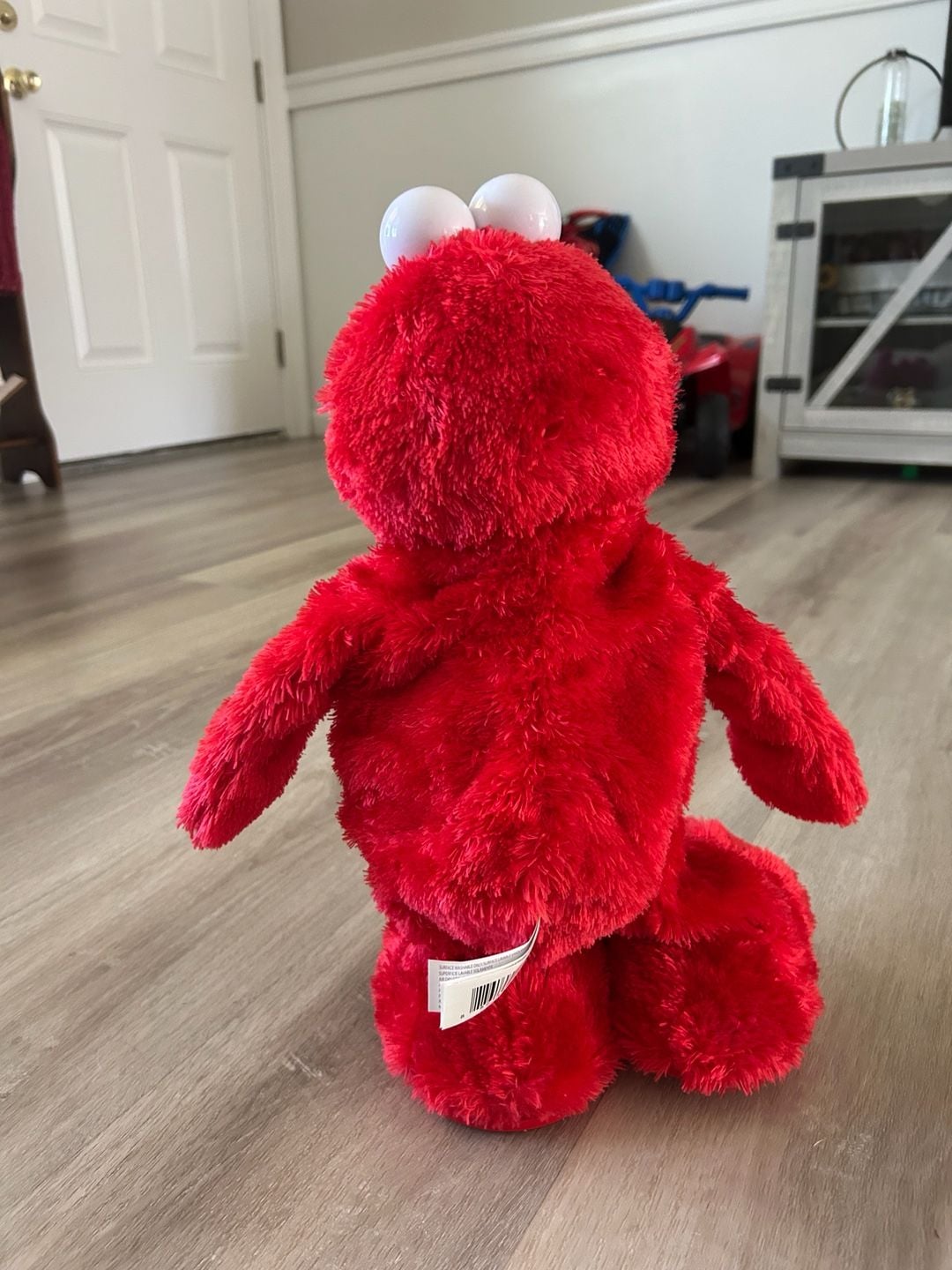 Sesame Street Hokey Pokey Elmo 14-inch Interactive Dancing Plush Toy 2
