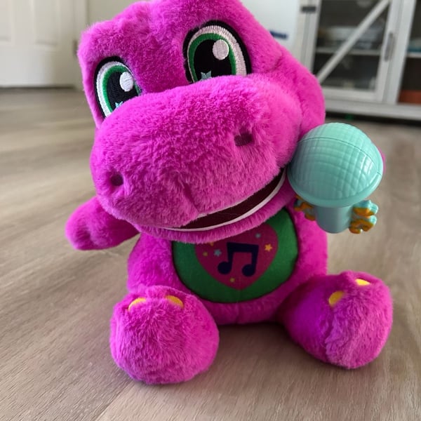 Fisher-Price Barney's World Sing-Along Musical Plush Toy, 10-inch