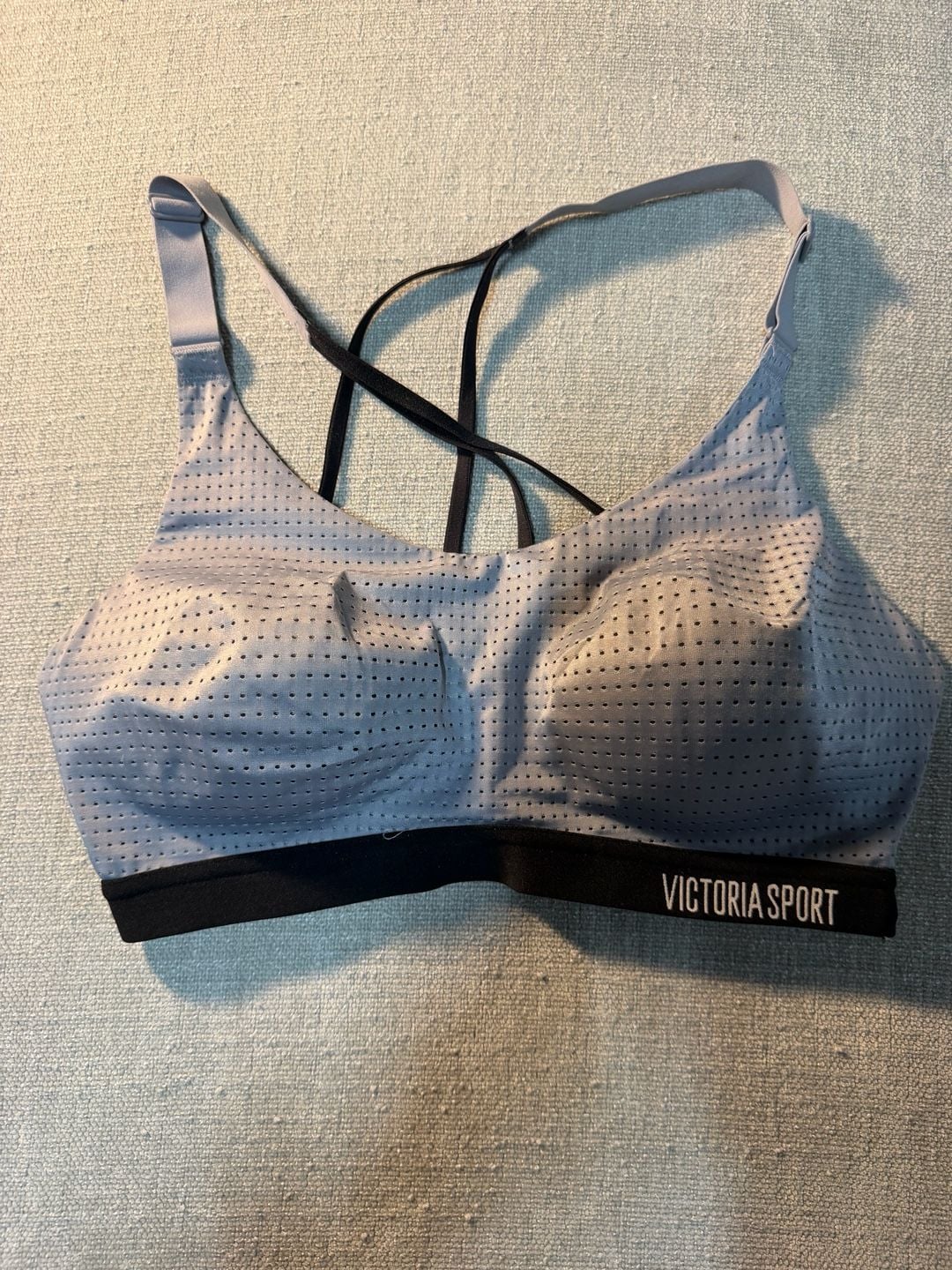 Victoria Sport perforated high-impact sports bra 1