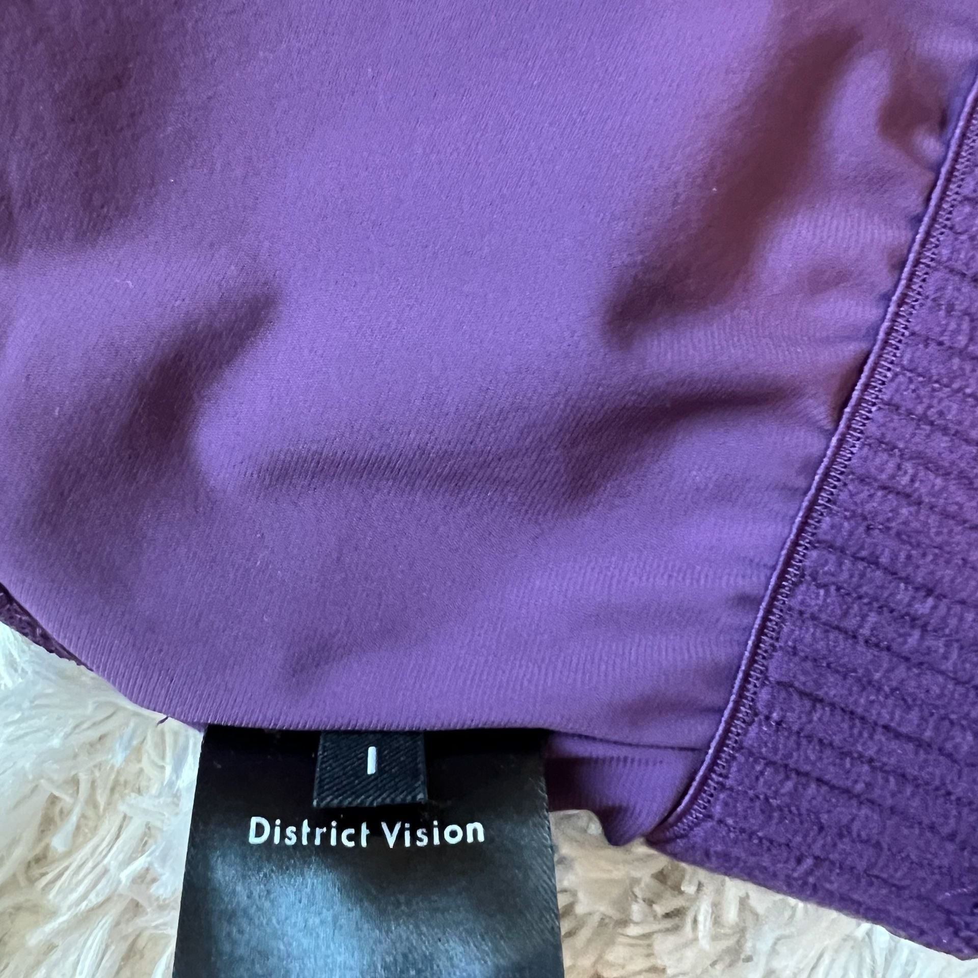 District Vision Twin Layer Medium Support Sports Bra Small 7