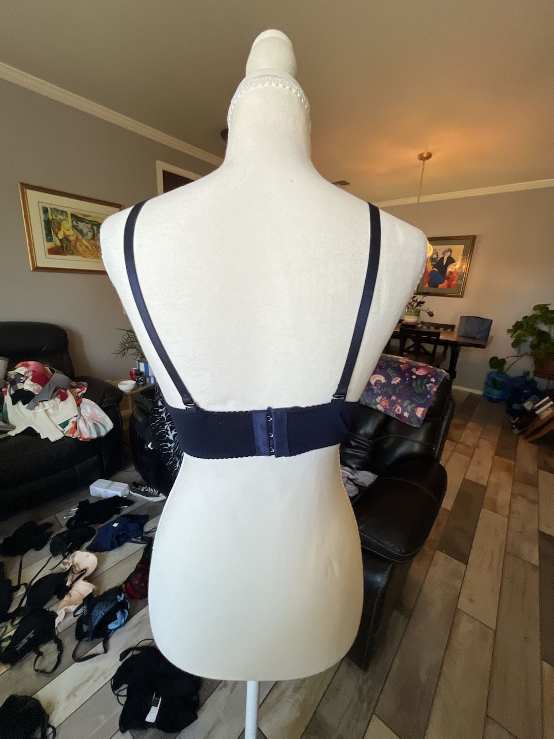 Women's Navy Blue Lace Heart-Trim Underwired Bra and Panty Lingerie Set 4