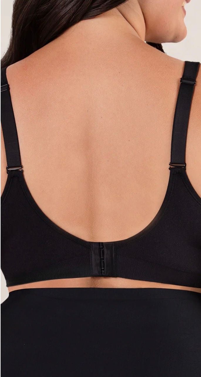 Wireless Shaping Bra with Adjustable Straps,
Size XL 2
