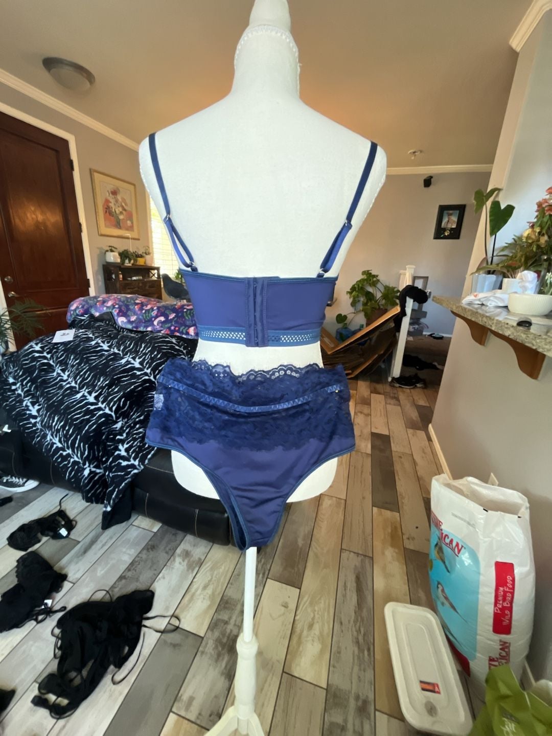 Product thumbnail 5