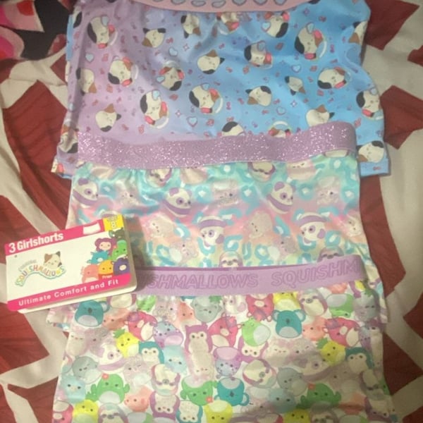 Squishmallows Girls 3-Pack Boyshorts Underwear Set Size 8