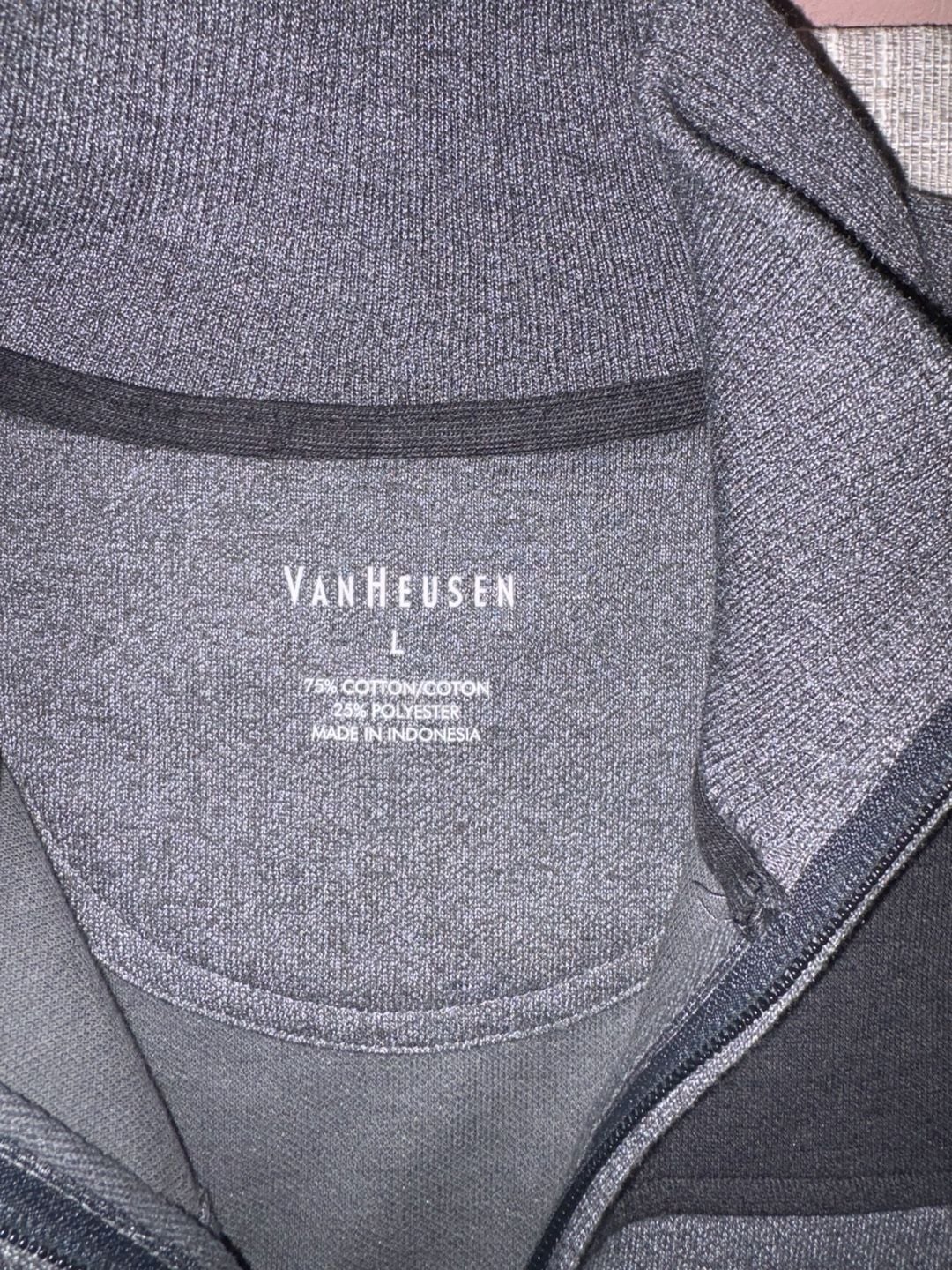 Van Heusen Men's Colorblock Quarter-Zip Pullover Sweatshirt 2