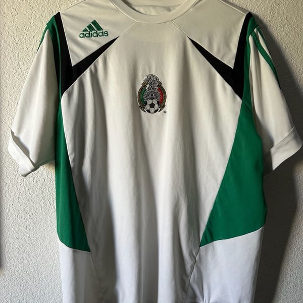 Vintage 2007 Adidas Mexico National Team Away Training Soccer Jersey
