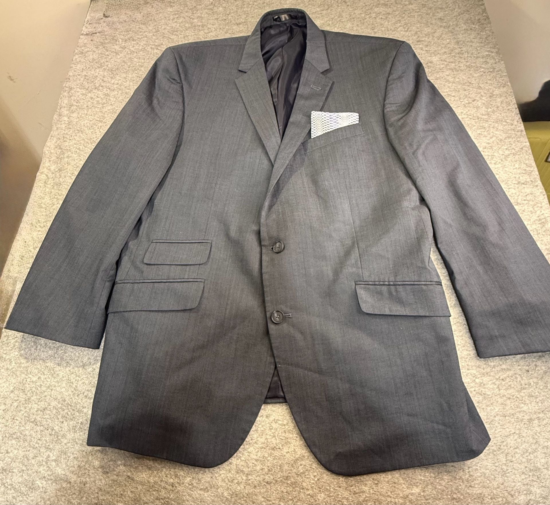 Kenneth Cole New York Men's Wool Blend Two-Button Suit Jacket Blue/Grey Size 46R 1