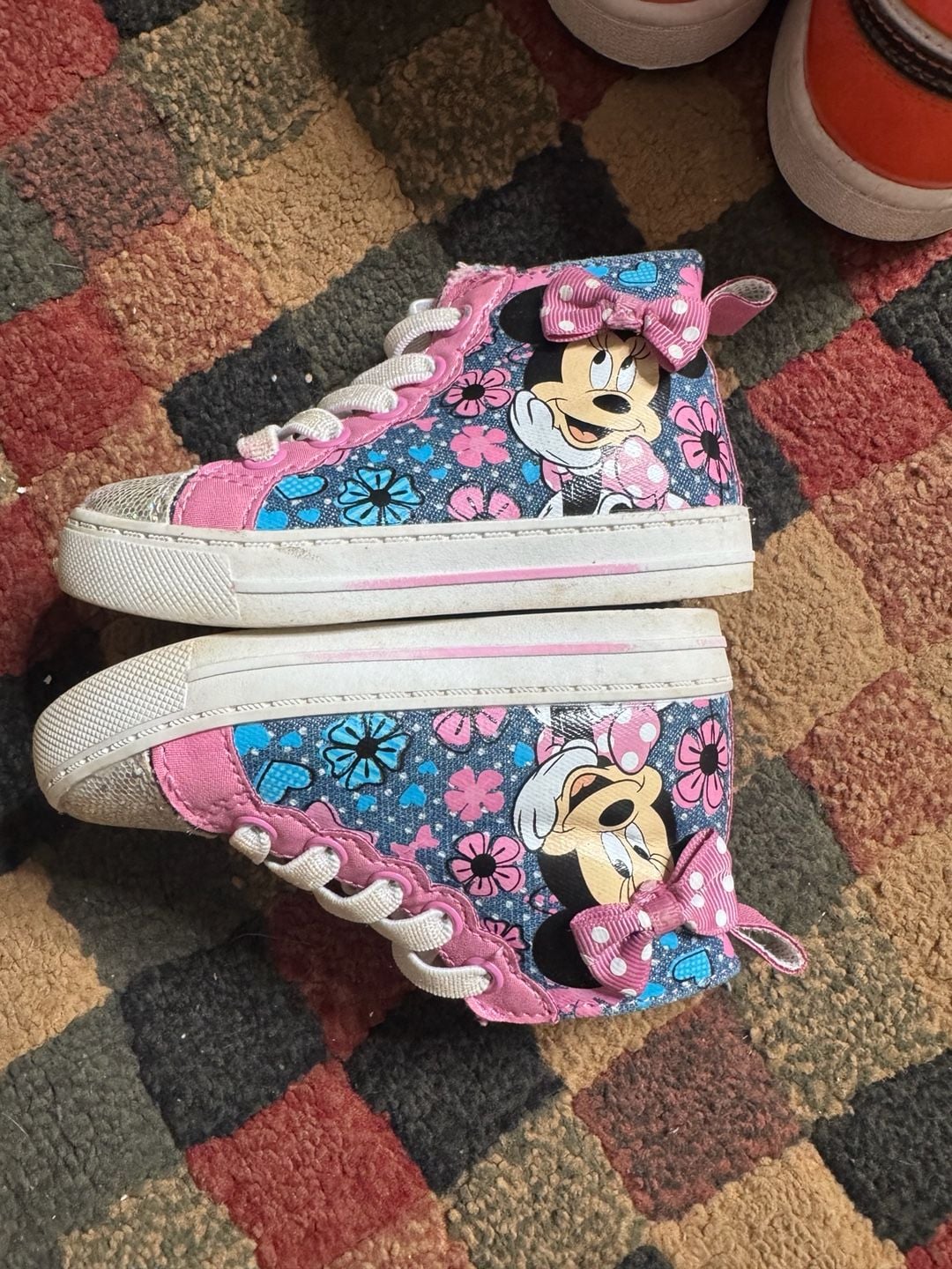 Disney "Minnie Mouse" High Tops Pink sparkles girls SZ 7 M Slip-on zipper side 1