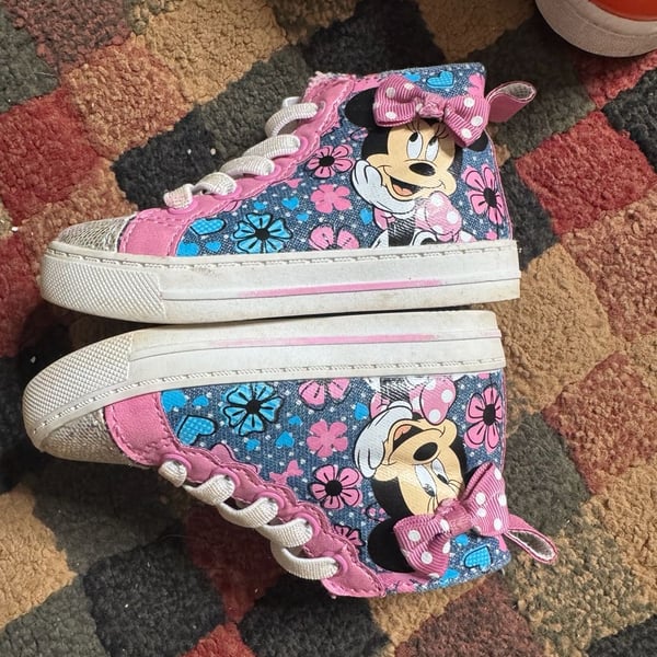 Disney "Minnie Mouse" High Tops Pink sparkles girls SZ 7 M Slip-on zipper side