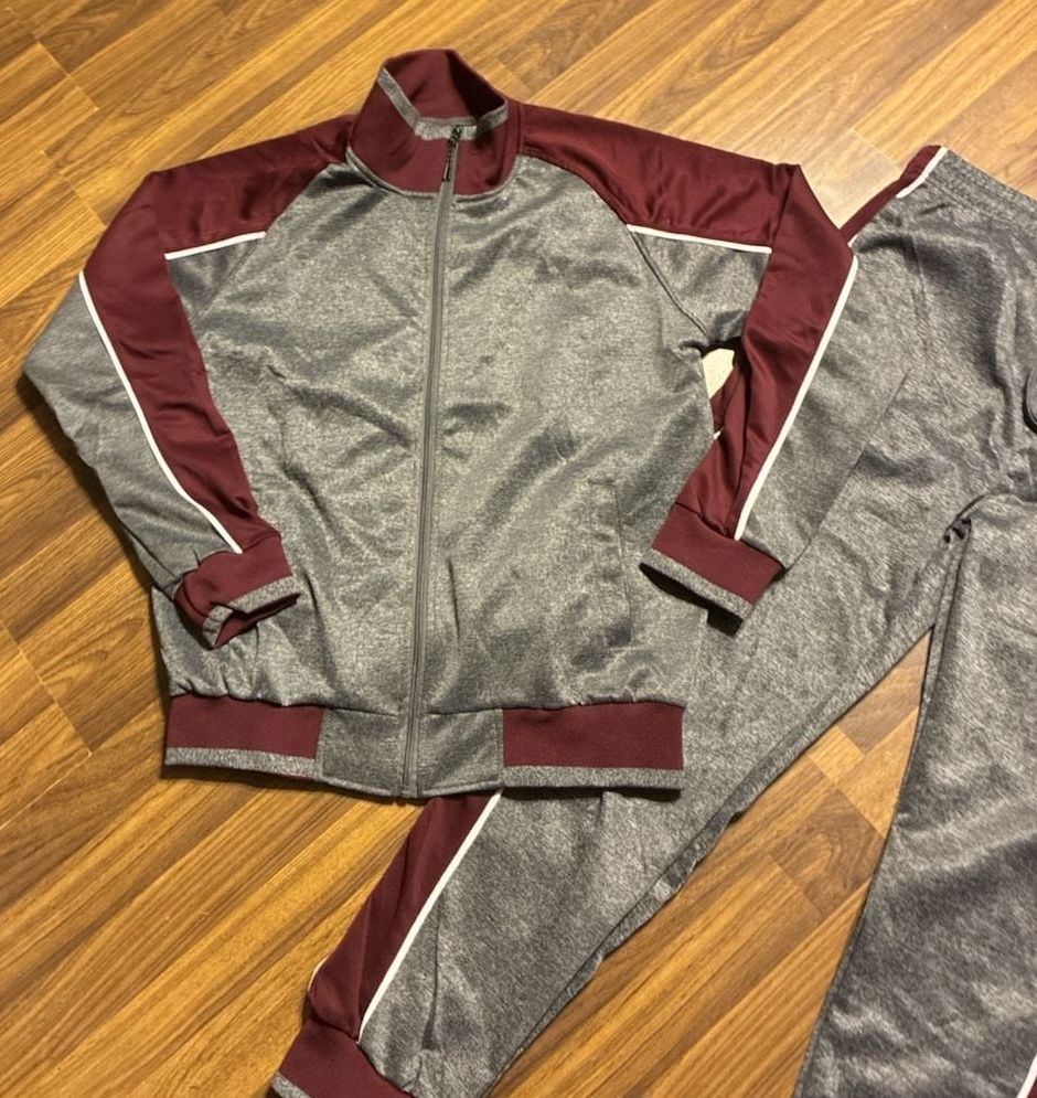 Mens 2-Piece Color Block Athletic Tracksuit Set with Full Zip Jacket and Joggers 3