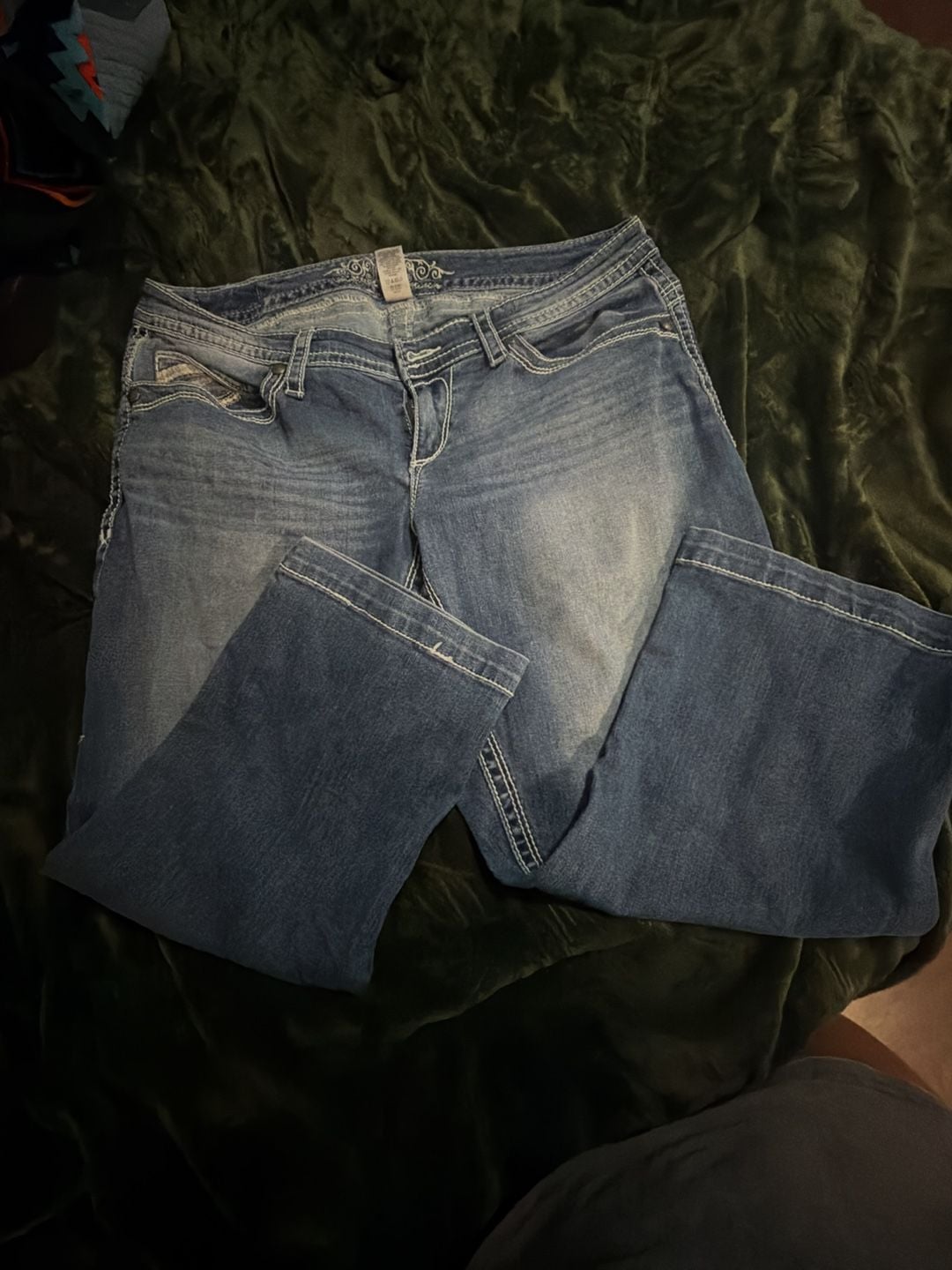 Maurices Premium Womens Medium Wash Denim Capri Jeans Size 16 Regular 4