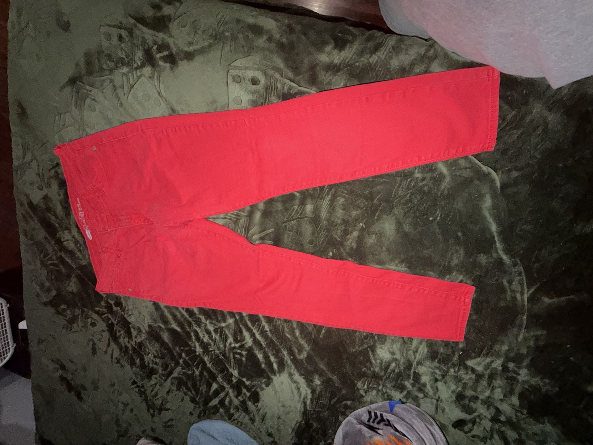Old Navy The Rockstar Mid-Rise Skinny Jeans in Red 1