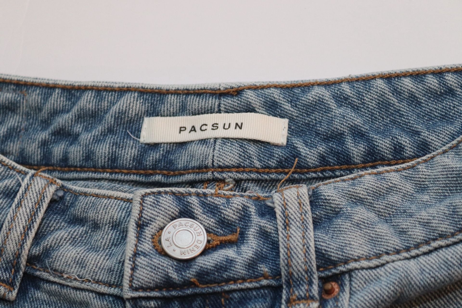 PacSun High-Rise Light Wash Denim Shorts 6