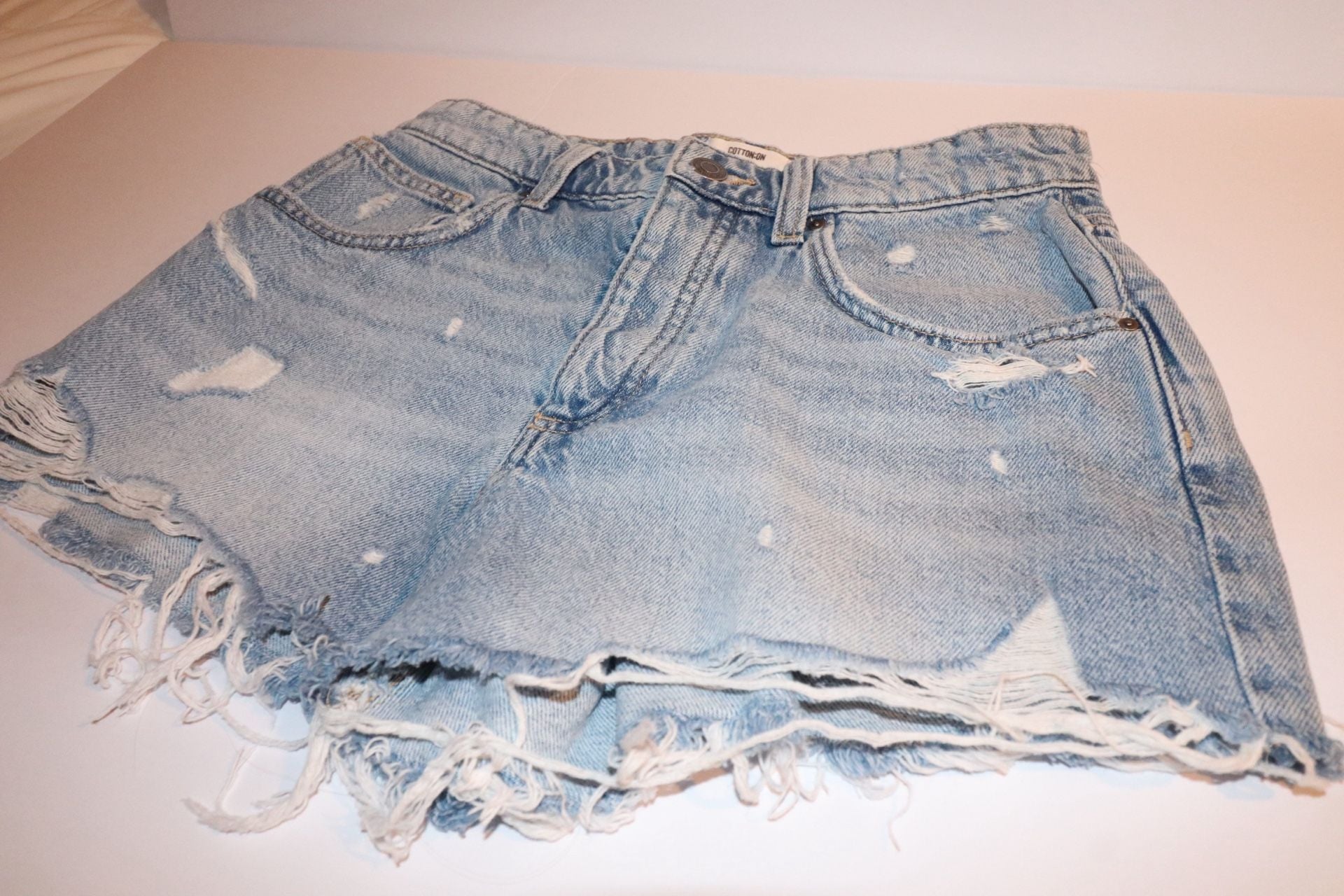 Cotton:On High Waisted Distressed Frayed Hem Denim Shorts 5
