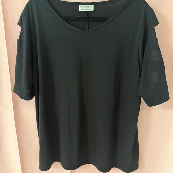 Bobbie & Brooks Plus Size Black V-Neck Cold Shoulder Short Sleeve Tee
