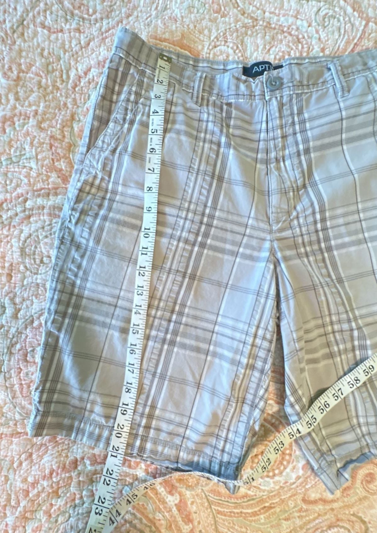 EUC 2 pair Calvin Klein & Apt. 9 Men's Plaid Flat Front Casual Shorts, 34 12