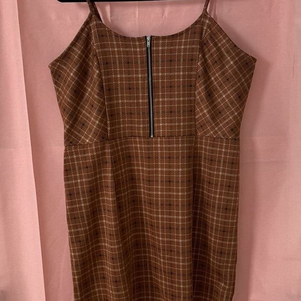 No Boundaries Women's Sleeveless Zip-Front Plaid Mini Dress