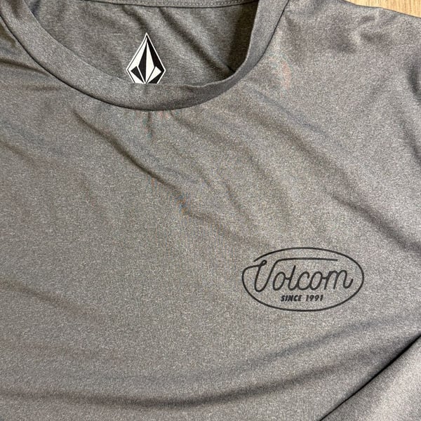 Volcom Men's Long Sleeve Performance Tech Tee Shirt Grey UPF 50+ UV Protection