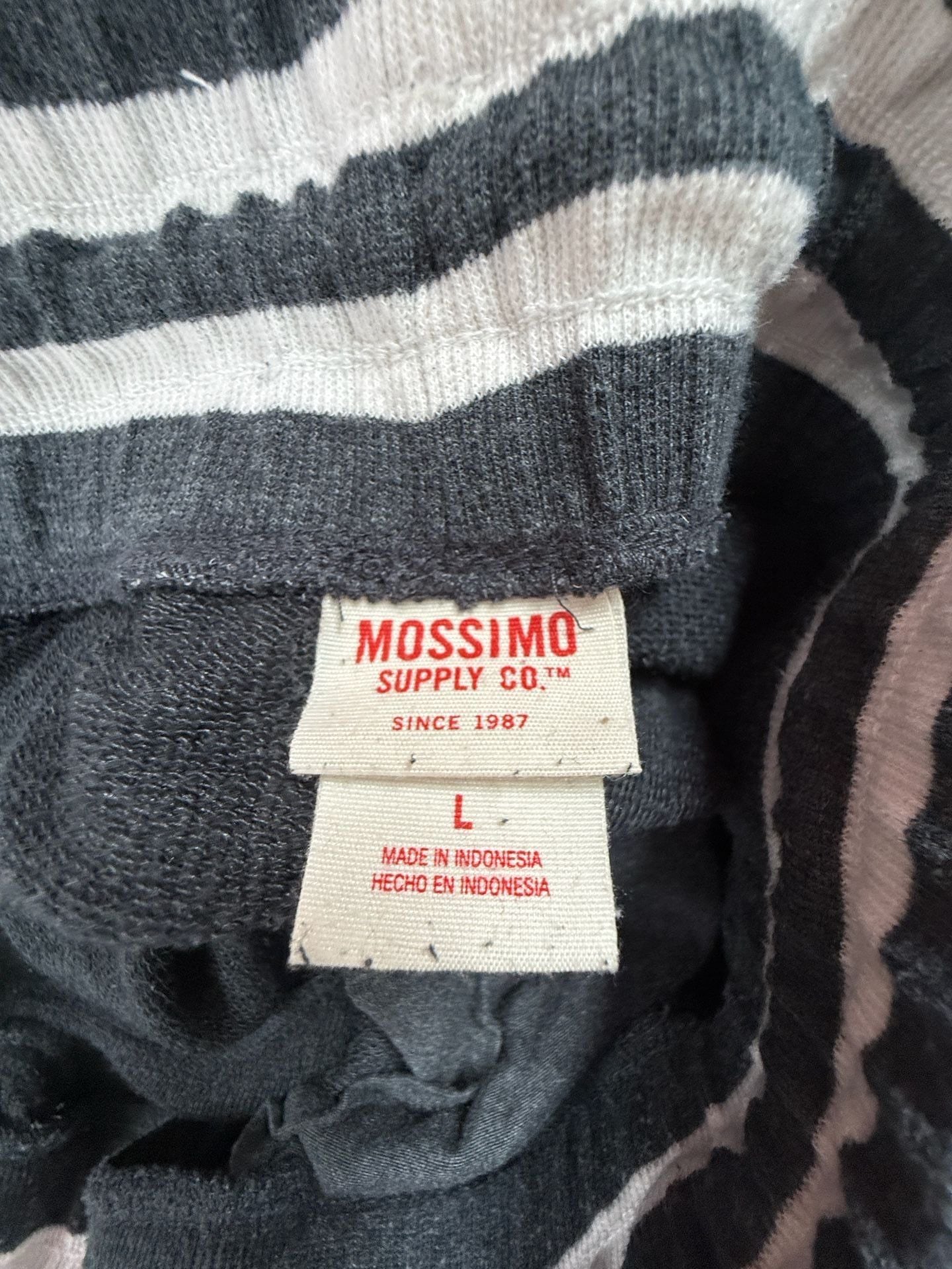 Mossimo Supply Co. 4