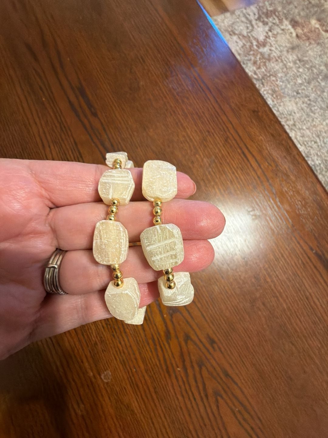 Vintage Egyptian Scarab Pendant Necklace: Selenite & Gold Tone Beads 14” 5