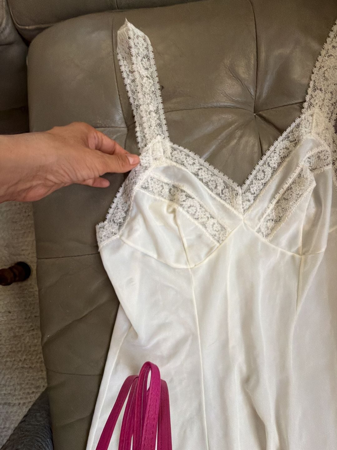 Vintage Onlow White Nylon Lace Trim Full Slip 2