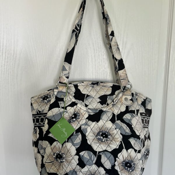 Vera Bradley black/ cream and clue flower bag