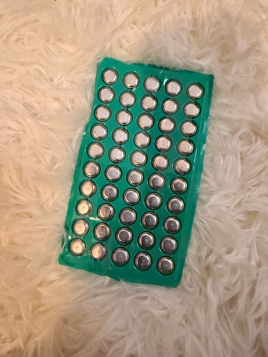 Zorvai 50 Pieces AG13 LR44 Button Cell Batteries 1.5V AG13 Battery for Watches 2