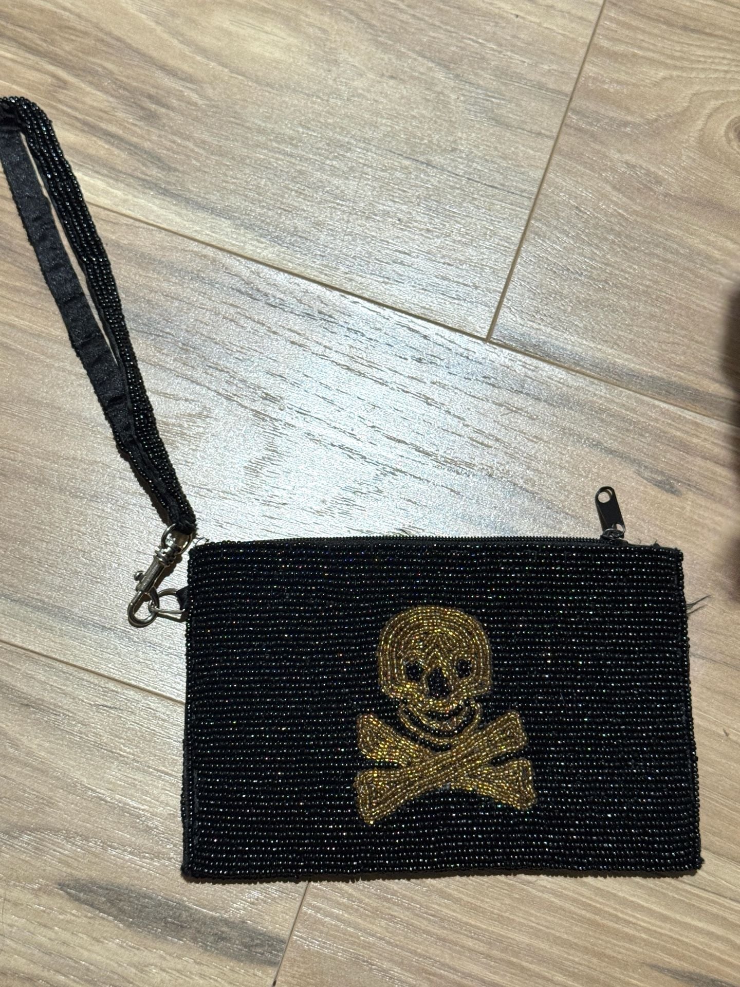 KC Malahan Beaded Skull and Crossbones Wristlet Pouch 2