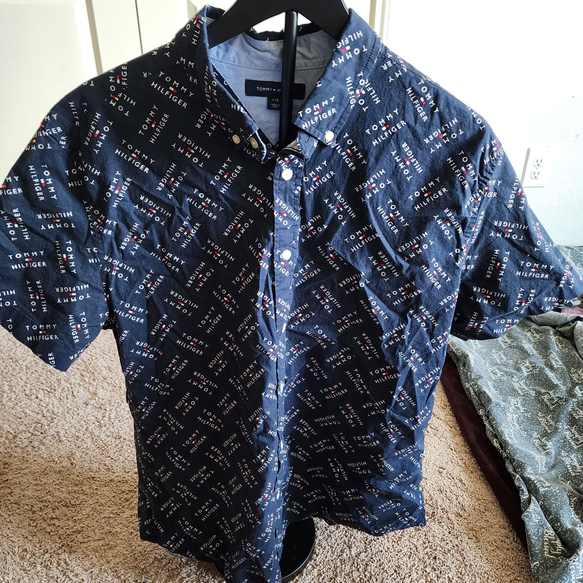 Tommy Hilfiger Men's Navy Blue All-Over Logo Print Short Sleeve Button-Down Shirt 2