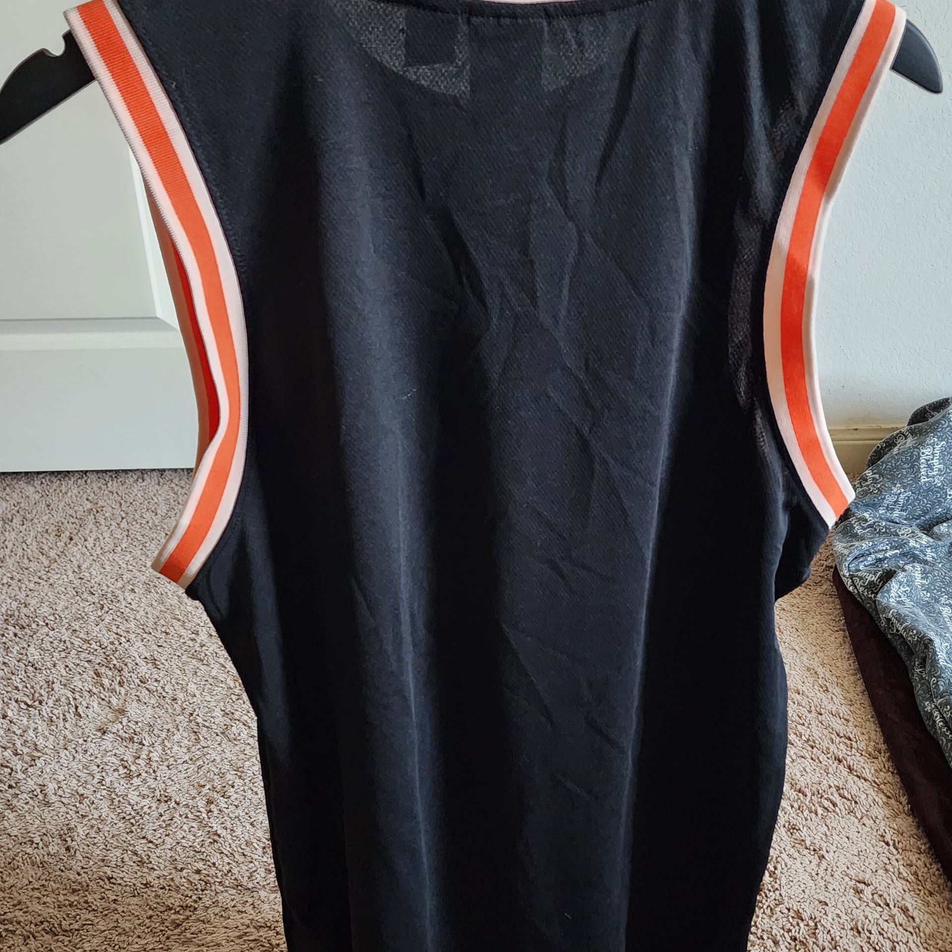 Tom and Jerry Graphic Print Sleeveless Basketball Jersey 3